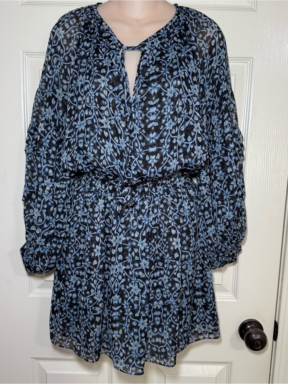 Misa Los Angeles Karlisa Floral Black And Blue Dress Size Small V Neck Flowy - Picture 2 of 8